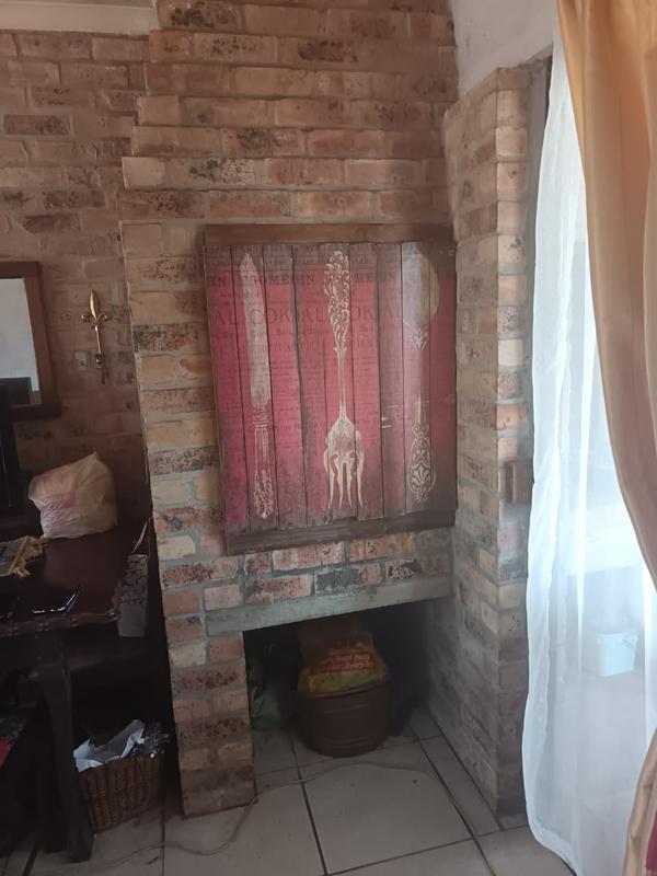 2 Bedroom Property for Sale in Albertinia Western Cape